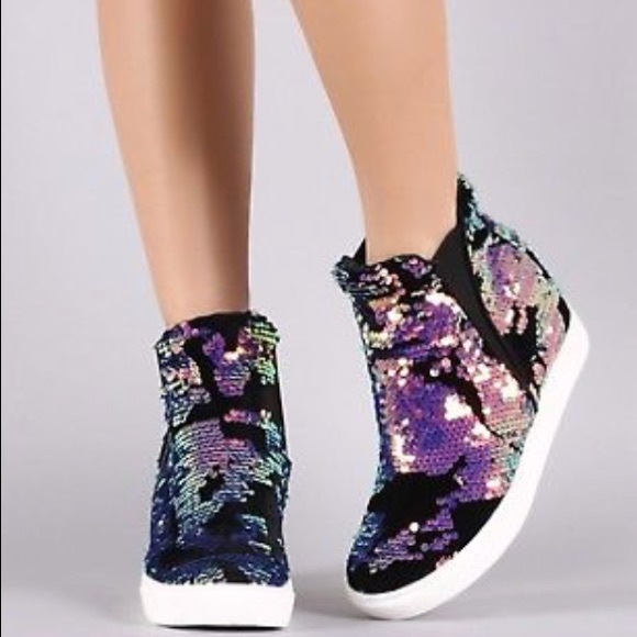 🆕SALE Mermaid | Sequin Slip On Sneakers - Picture 3 of 8